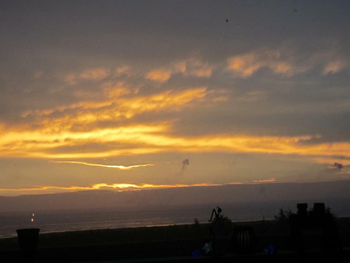 Amazing Seaview Spacious Condo With An Amazing View!!! Buitenkant foto